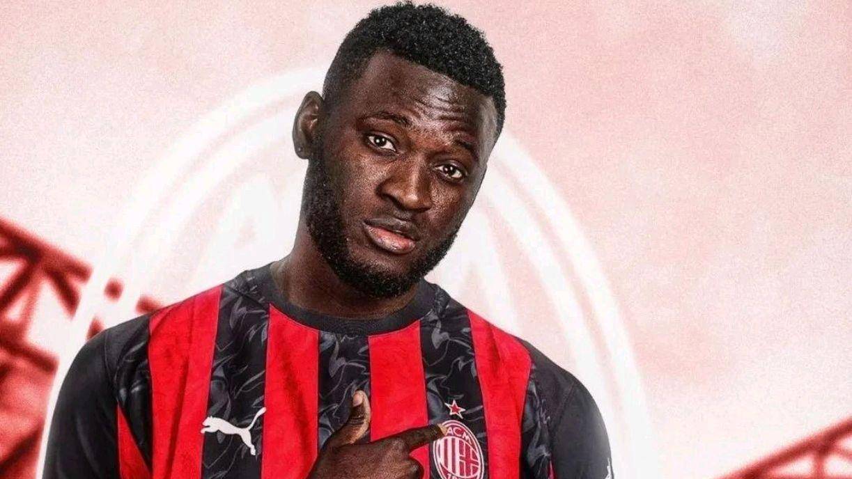 爱游戏网站 -关于里程碑夜!AC米兰状态回暖,德甲关键时刻刷纪录,压力陡增,球探报告显示潜力的信息